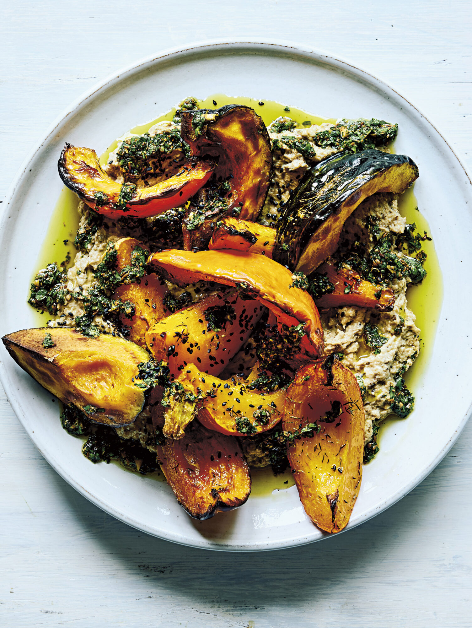 Bilde fra boken Örter av Tove Nilsson, foto Lennart Weibull, forlag Natur & Kultur